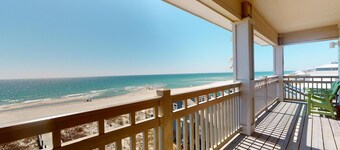 SEA GLASS Luxury Beachfront Home, Private Heated Pool, Million Dollar Gulf Views