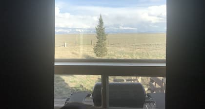¡Retiro de 2 habitaciones en el Capitolio de los Alces de Colorado!