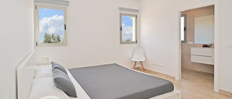 3 chambres, fer et planche Ă repasser, accĂšs au Wi-Fi (inclus)