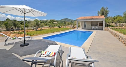 Ses Veyetes - Modern country house near the town of Artá, Mallorca