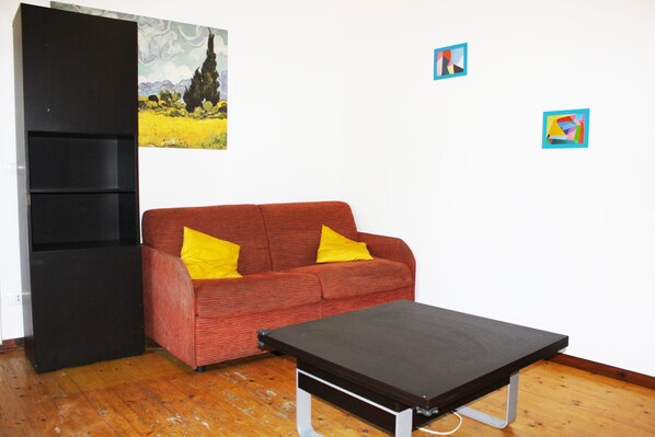 Apartment, 2 Bedrooms | Living area | 30-cm flat-screen TV with digital channels, LCD TV