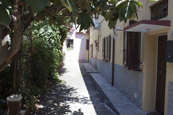 Exterior - Nice Apartment in an English Style Building On the First Floor, With air Conditioning, Wifi and Sewing (Bologna)