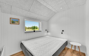 4 Schlafzimmer, Reisekinderbett, kostenloses WLAN