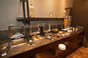 Daily buffet breakfast (INR 550 per person)