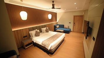 Superior Room | 1 bedroom, down duvets, Select Comfort beds, minibar