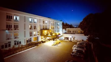 Front of property – evening/night