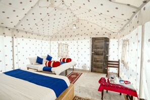 1 bedroom, premium bedding, memory-foam beds, in-room safe