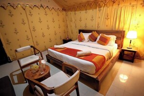 Tenda Deluks, 1 Tempat Tidur Double, Bebas Asap Rokok | 1 kamar tidur, seprai premium, busa memori, dan brankas