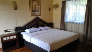 Deluxe Double Room, 1 Queen Bed, Mountain View, Ground Floor - Wayn Zen Rose Cabin (Ranau)