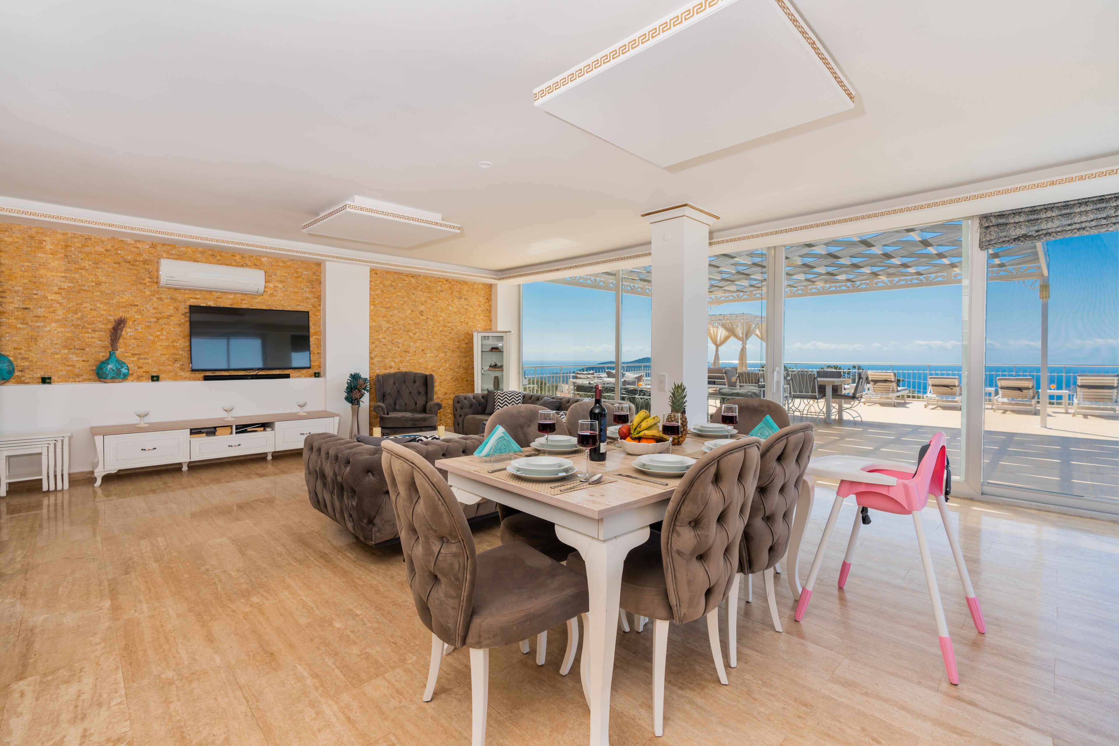 Flat-screen TV, ping pong