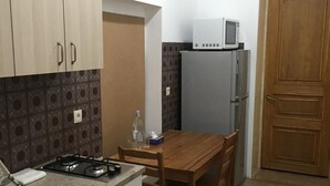 Comfort Apartment, 2 Bedrooms, Refrigerator & Microwave | 1 bedroom, desk, iron/ironing board, WiFi (free) - Republic Square apt&Tours (Yerevan)