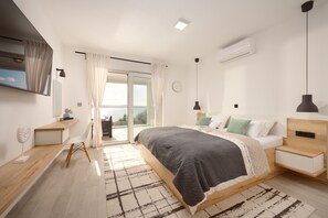 4 habitaciones, tabla de planchar con plancha y wifi gratis 