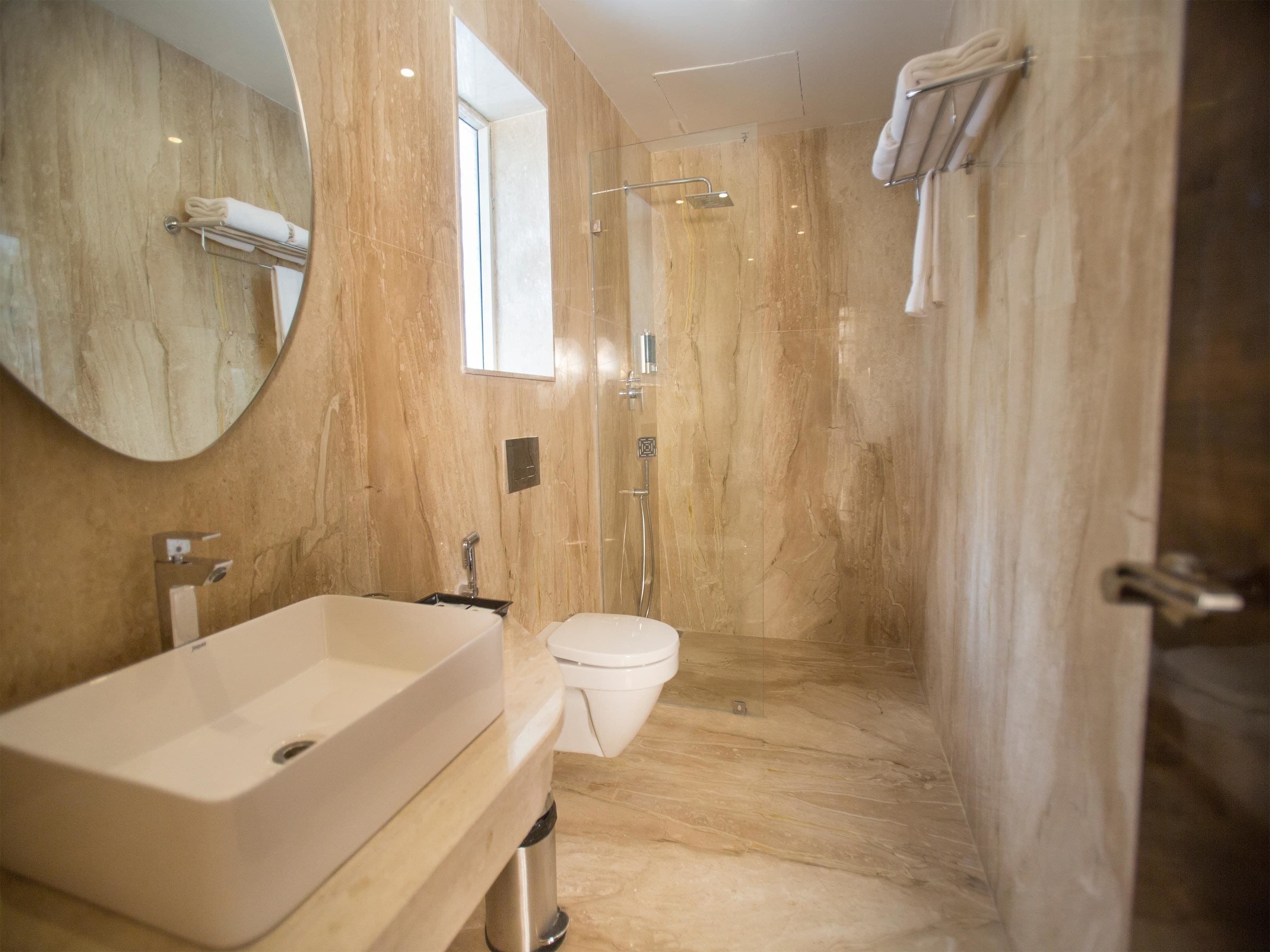 shower, free toiletries, hair dryer, slippers