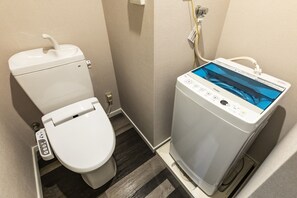 Standard Double Room | Laundry - Mr.KINJO in URASOE (Urasoe)
