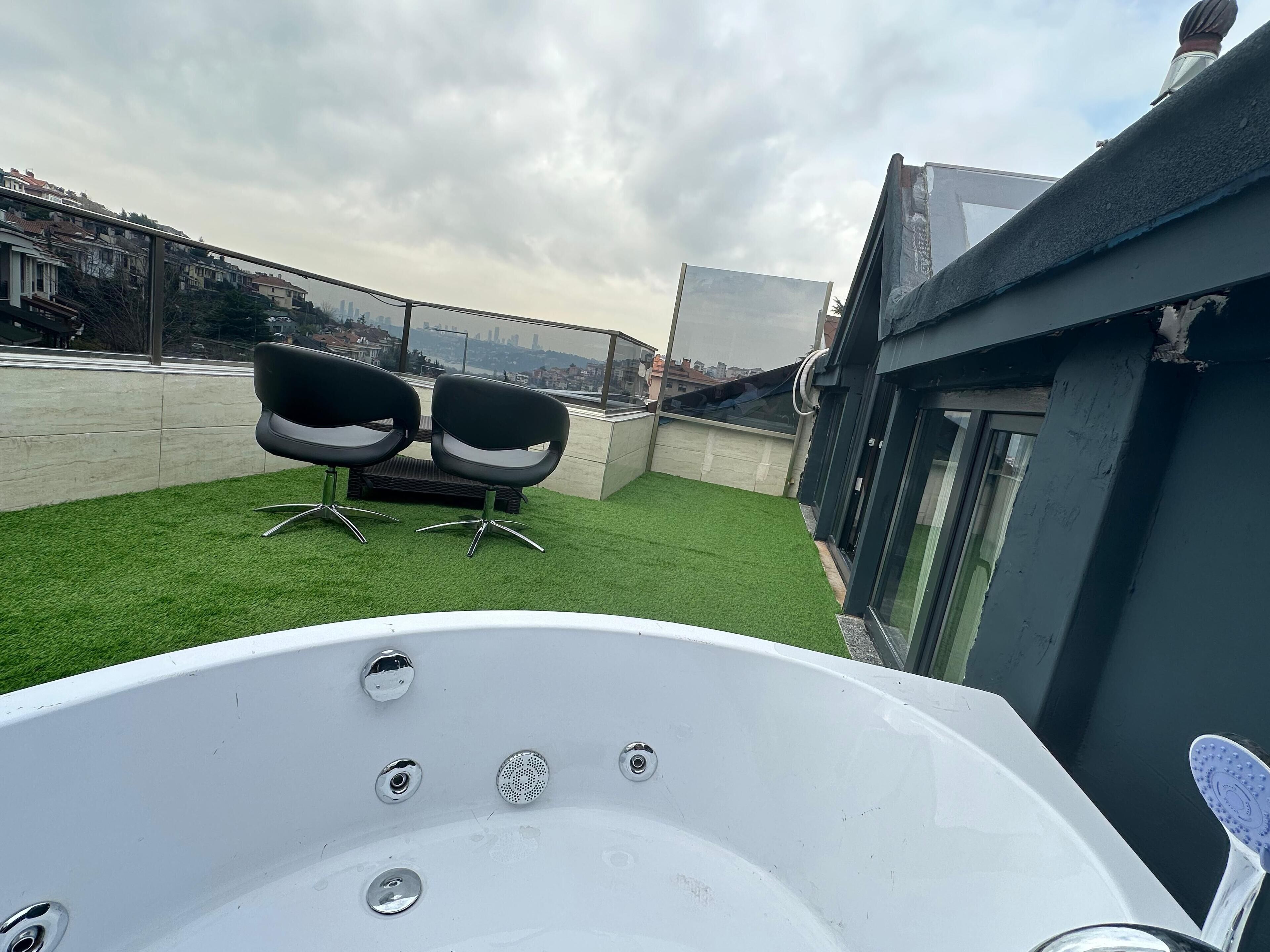 Suite, Sea View | Egyptian cotton sheets, premium bedding, memory foam beds, free WiFi