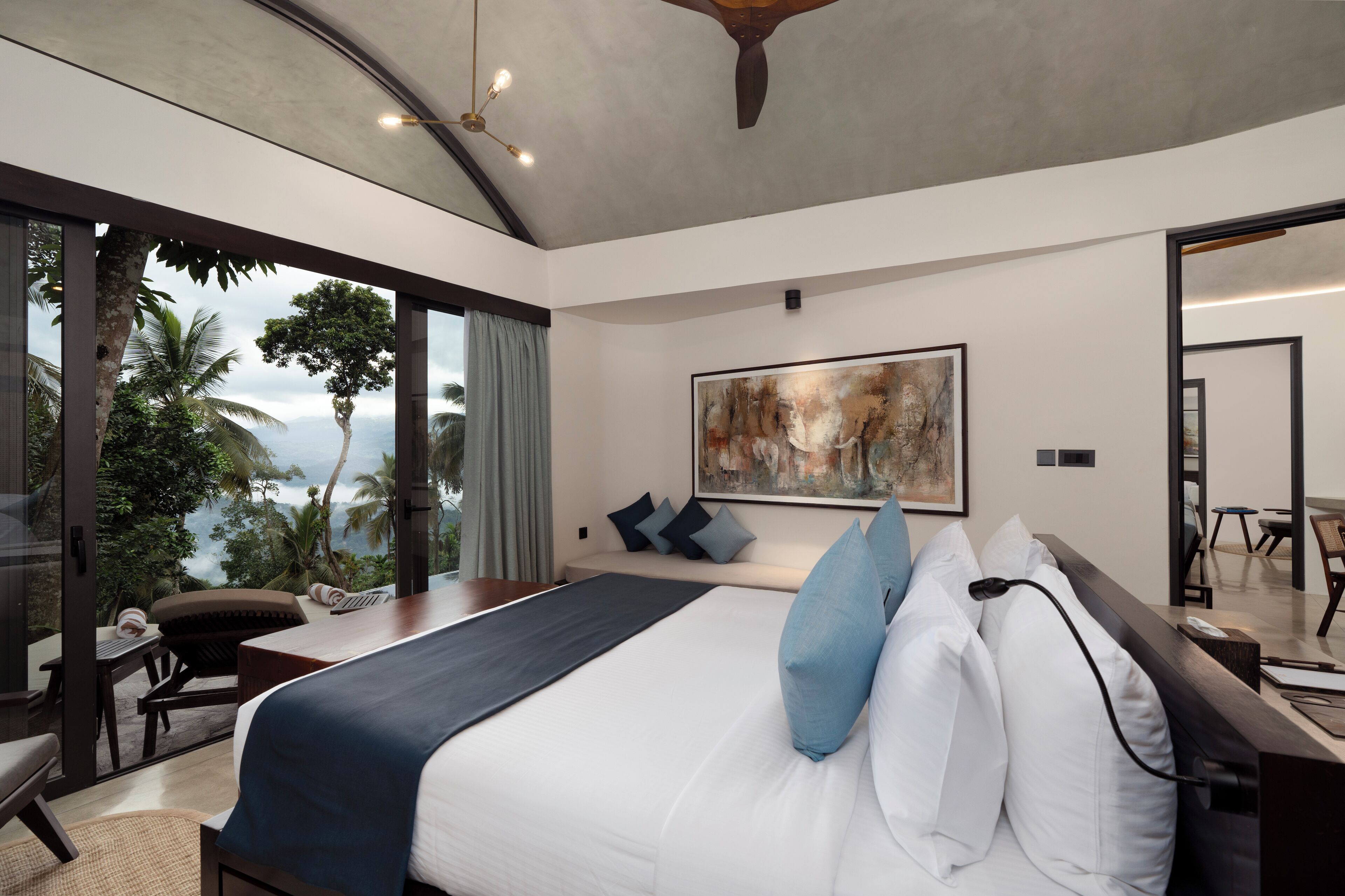 Sol Sanctuary Villa | Premium bedding, minibar, in-room safe, individually decorated