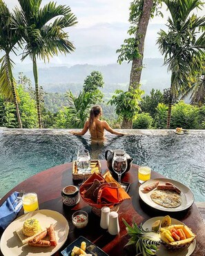 Sky Tented Villa | In-room dining - Aarunya Nature Resort &  Spa (Alawatugoda)