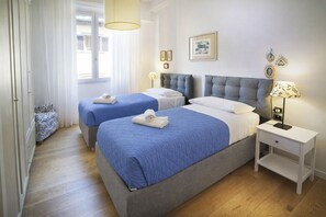 4 bedrooms, iron/ironing board, travel crib, free WiFi