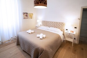 4 bedrooms, iron/ironing board, travel cot, free WiFi