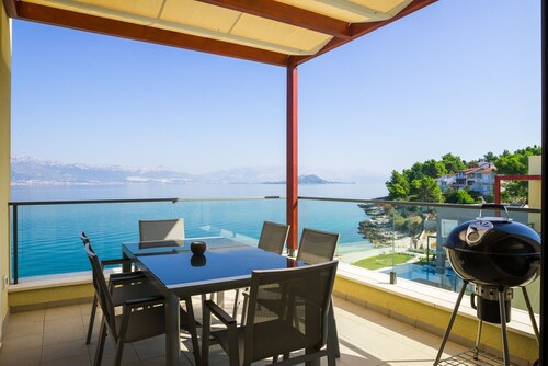 Strandvilla Lemonade mit Pool II