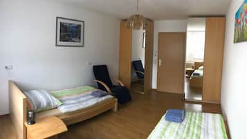 2 Schlafzimmer, Bügeleisen/Bügelbrett, kostenloses WLAN, Bettwäsche