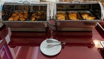 Desayuno buffet incluido todos los días