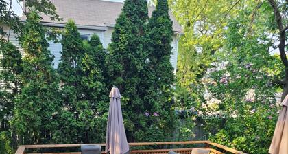 The Copper Penny House - Walking Distance To The Falls!