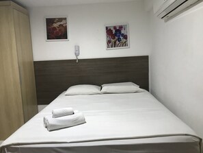 Apartment | Free WiFi, bed sheets - Israel Tambaú Beira-Mar (João Pessoa)