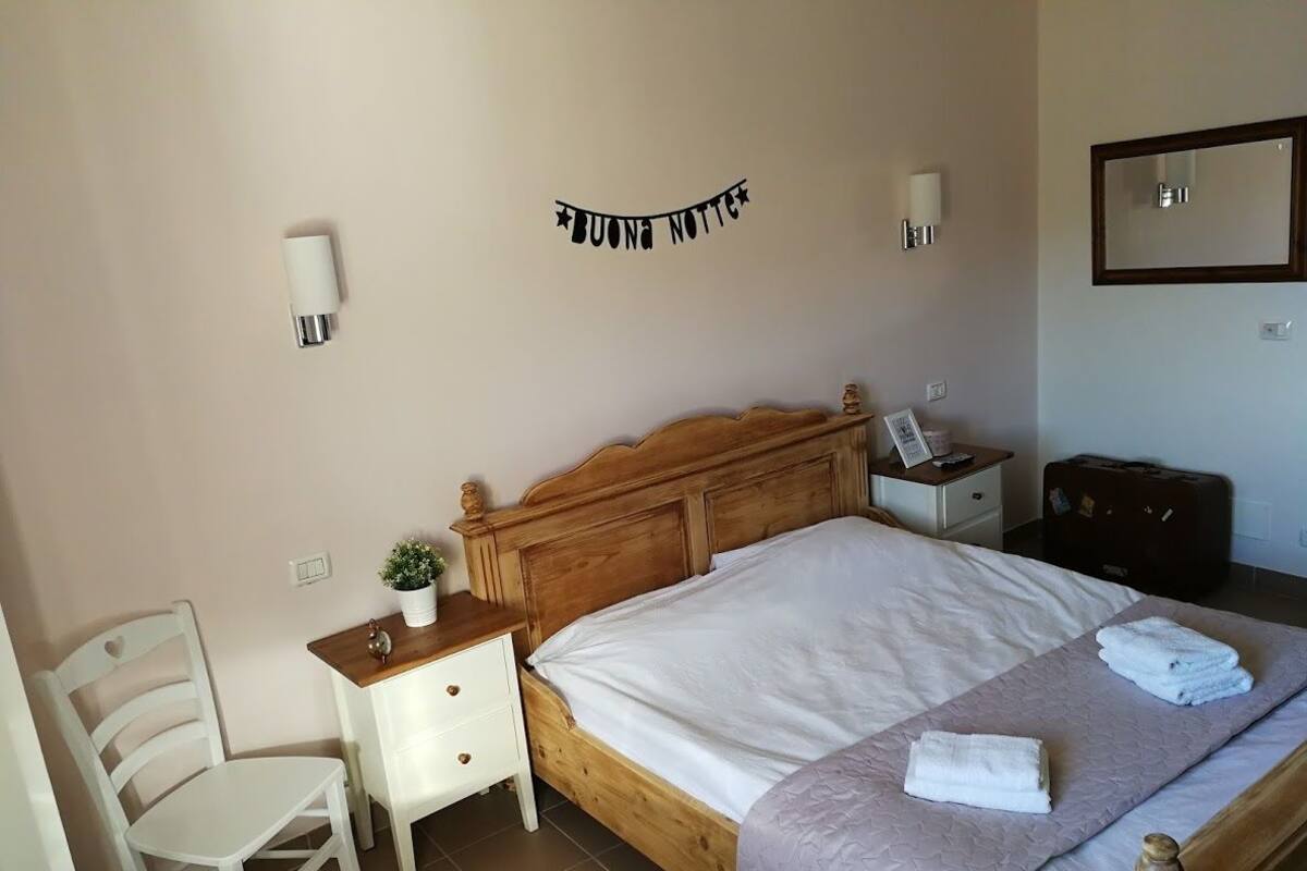 Triple Room | Blackout curtains, free cots/infant beds, free WiFi, bed sheets
