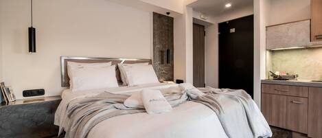 Monolocale Standard, letti multipli, non fumatori (Apartment 2) | Biancheria in cotone egiziano, una cassaforte in camera, una scrivania