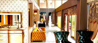 Real King Suite Hotel