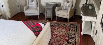 Ligonier Cozy and Comfortable In-town Location