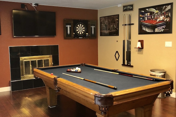Spielezimmer