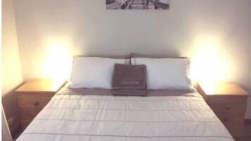 2 bedrooms, iron/ironing board, travel cot, bed sheets