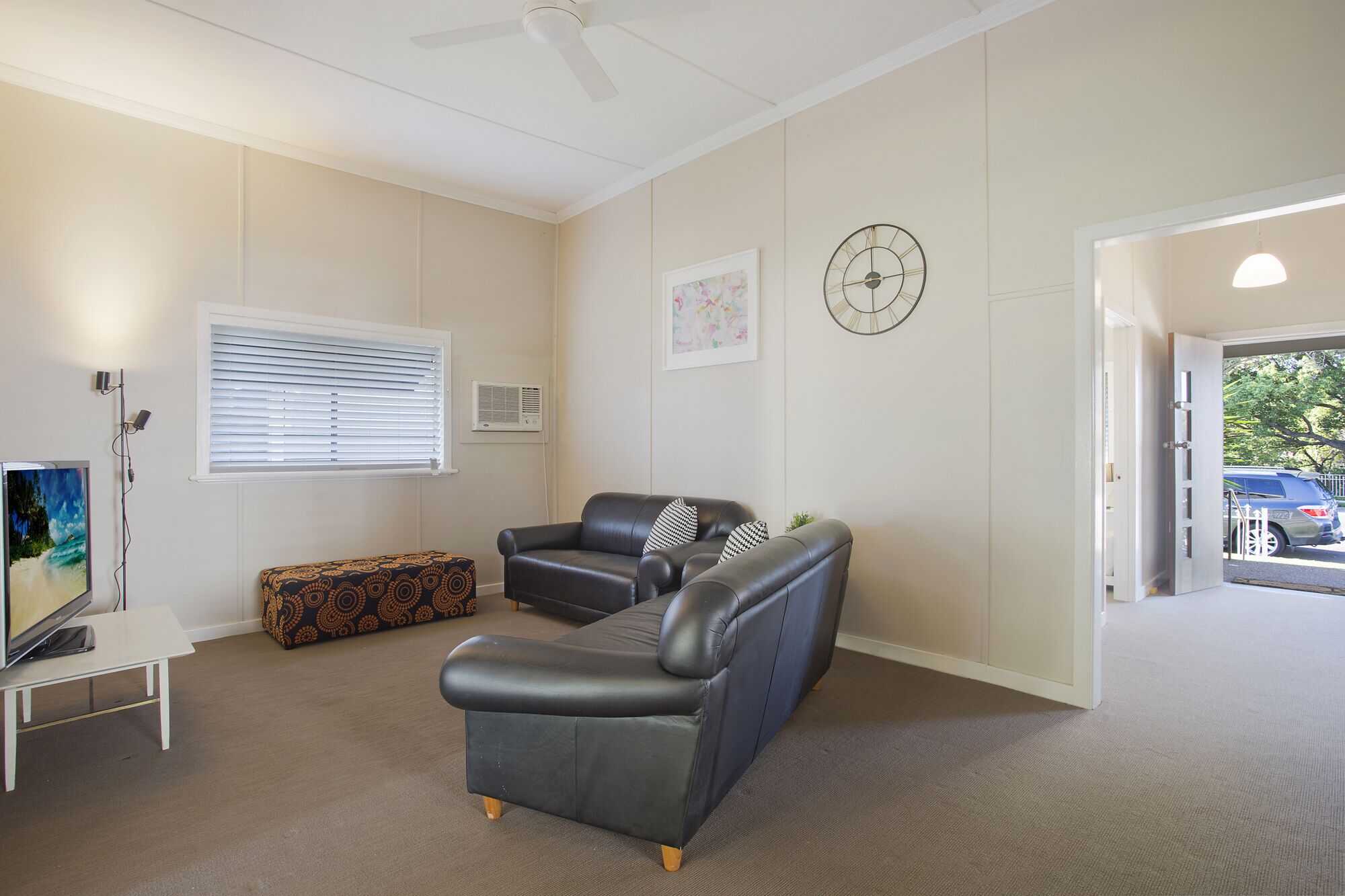 Lounge Room