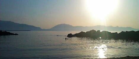 Beach nearby, sun-loungers