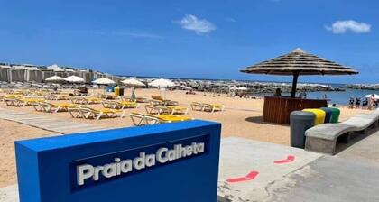 Villa Santos, spacious, sleeps up to 8 , relaxed area, with an amazing sea view