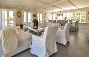 TV, fireplace, DVD player