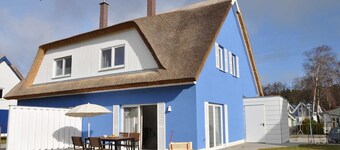 Wiekhus - Thatched house Wiekhus on Breeger Bodden