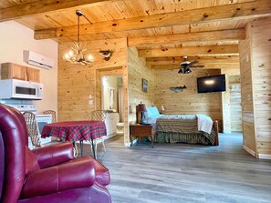 2 Schlafzimmer, kostenloses WLAN, Bettwäsche, Rollstuhlgeeignet