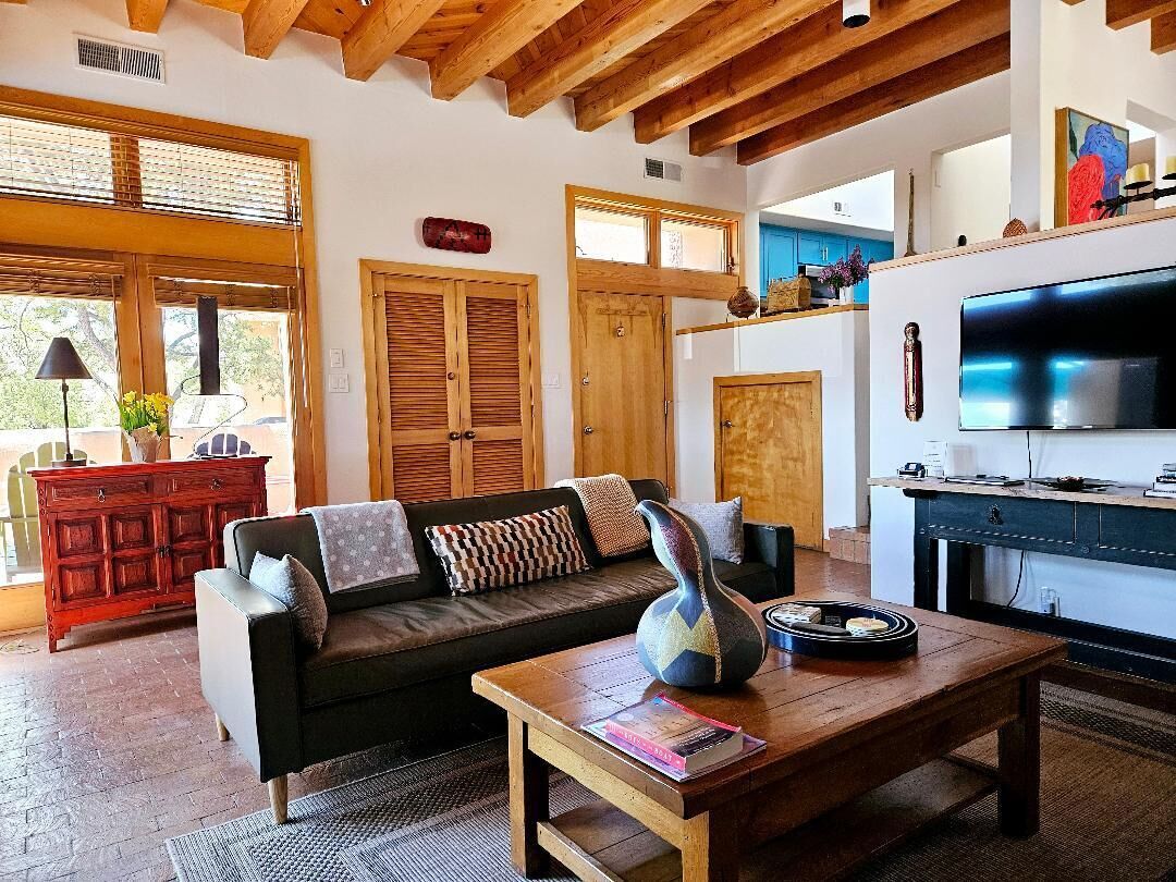 Private, Stylish & Serene with Magnificent Vistas - Casita de Sol y Cielo