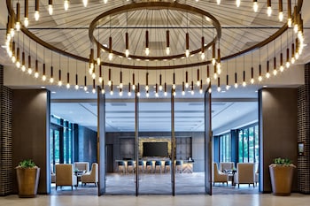 Meeting space at Houston Cityplace Marriott at Springwoods Village