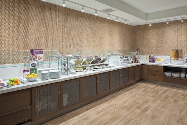 Colazione completa inclusa, servita tutte le mattine