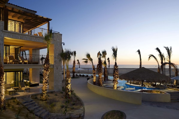 Exterior - Grand Solmar at Rancho San Lucas (Cabo San Lucas)