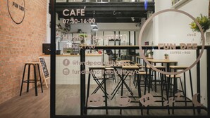 Unclassified image, 4 of 16, button - Fun Dee Hostel and Cafe' Ayutthaya (Ayutthaya)
