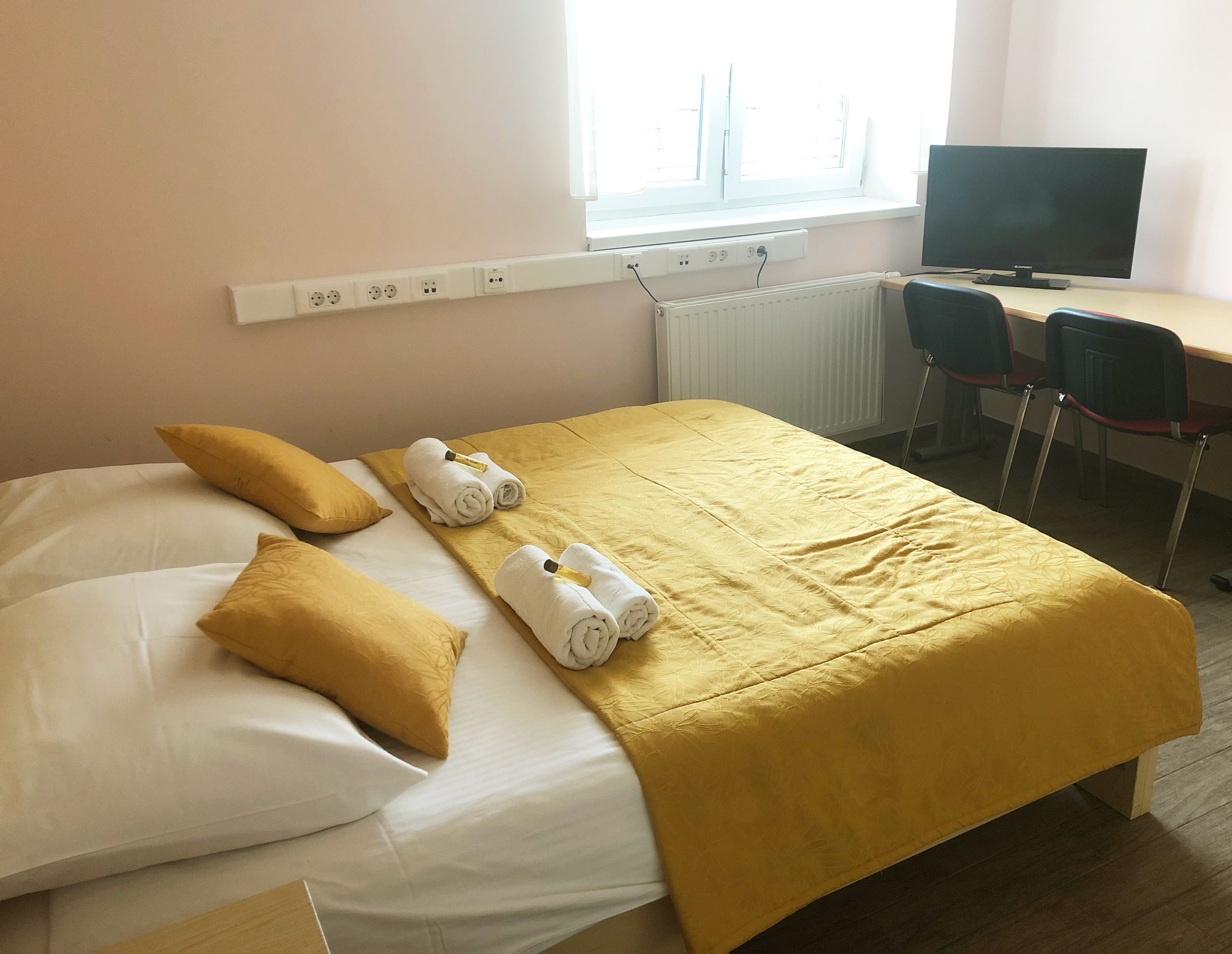 studio double bed | view from room