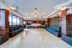 Reception hall - Green Valley Hotel (Guwahati)