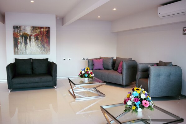 Sala de estar en el lobby