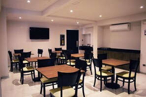 Restaurant - Hotel HT ole (Tijuana)