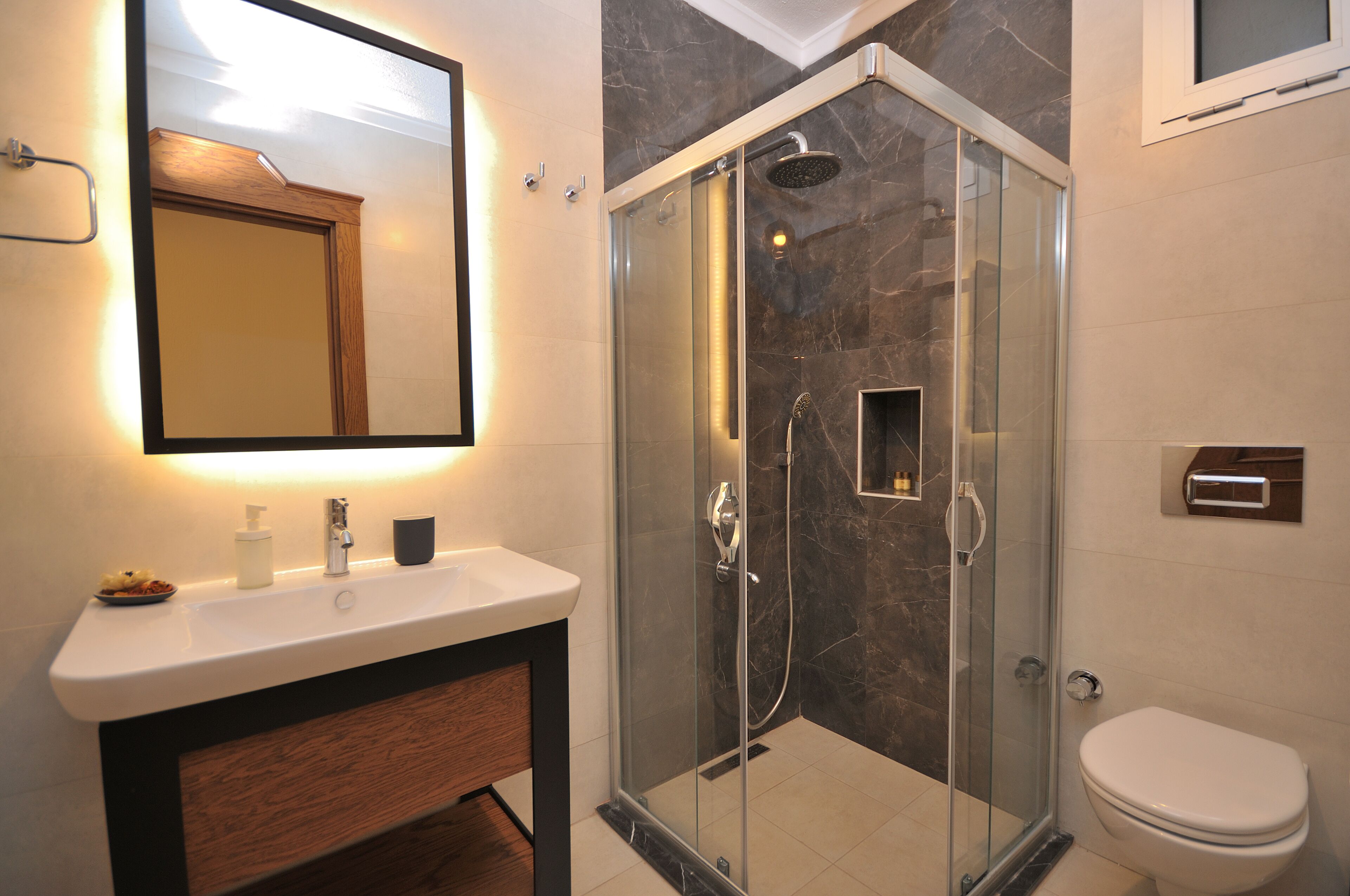 Basement Economy Room | Bathroom
